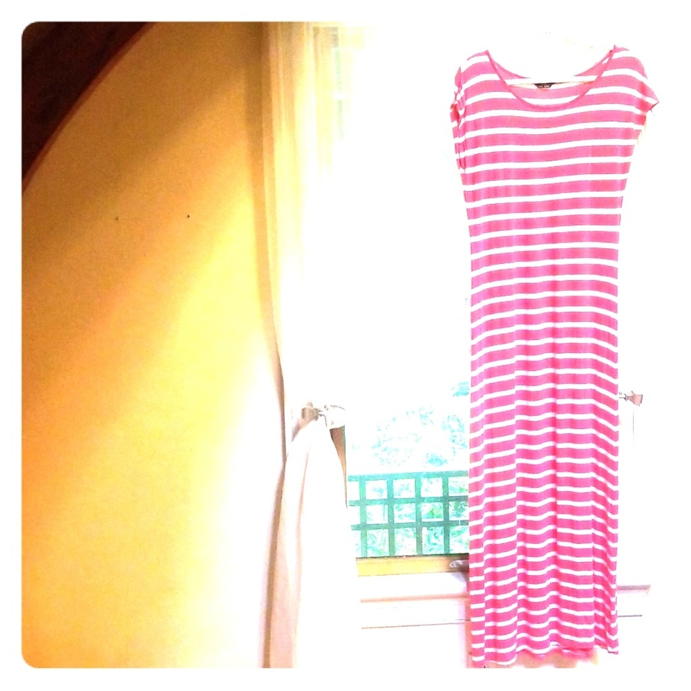 Bubblicious Maxi Dress